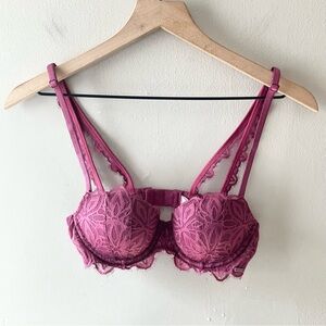 PINK VICTORIA’S SECRET Lace Date Push Up Bra